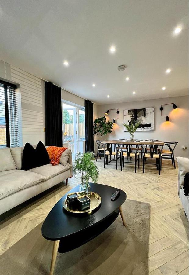 Charming 3-Bed House With 1 Parking Space Canterbury Exterior foto