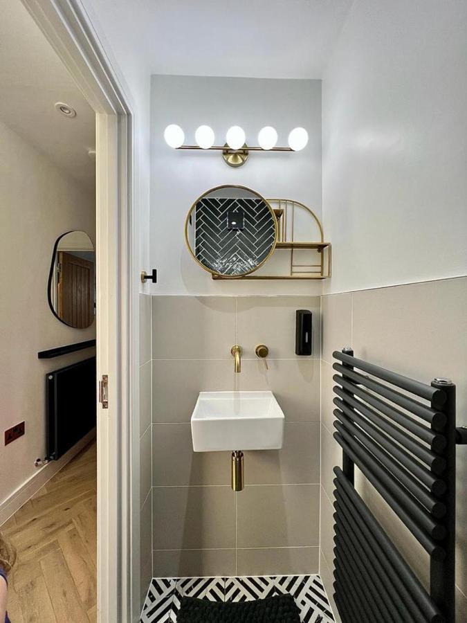 Charming 3-Bed House With 1 Parking Space Canterbury Exterior foto