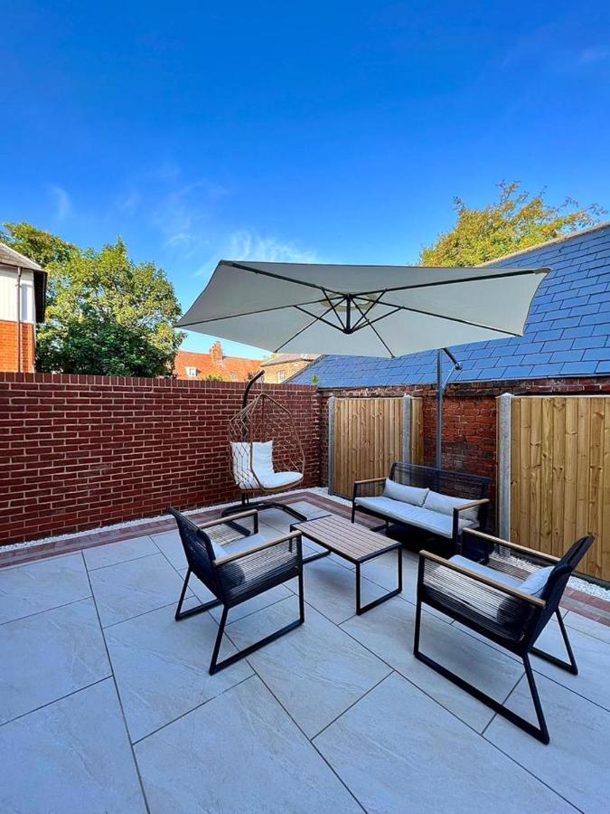 Charming 3-Bed House With 1 Parking Space Canterbury Exterior foto
